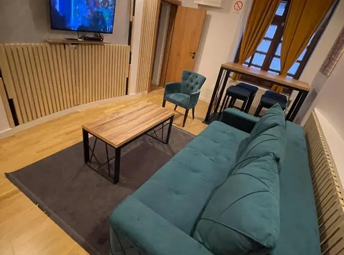 Sofie - Free Parking Place In The Garage *